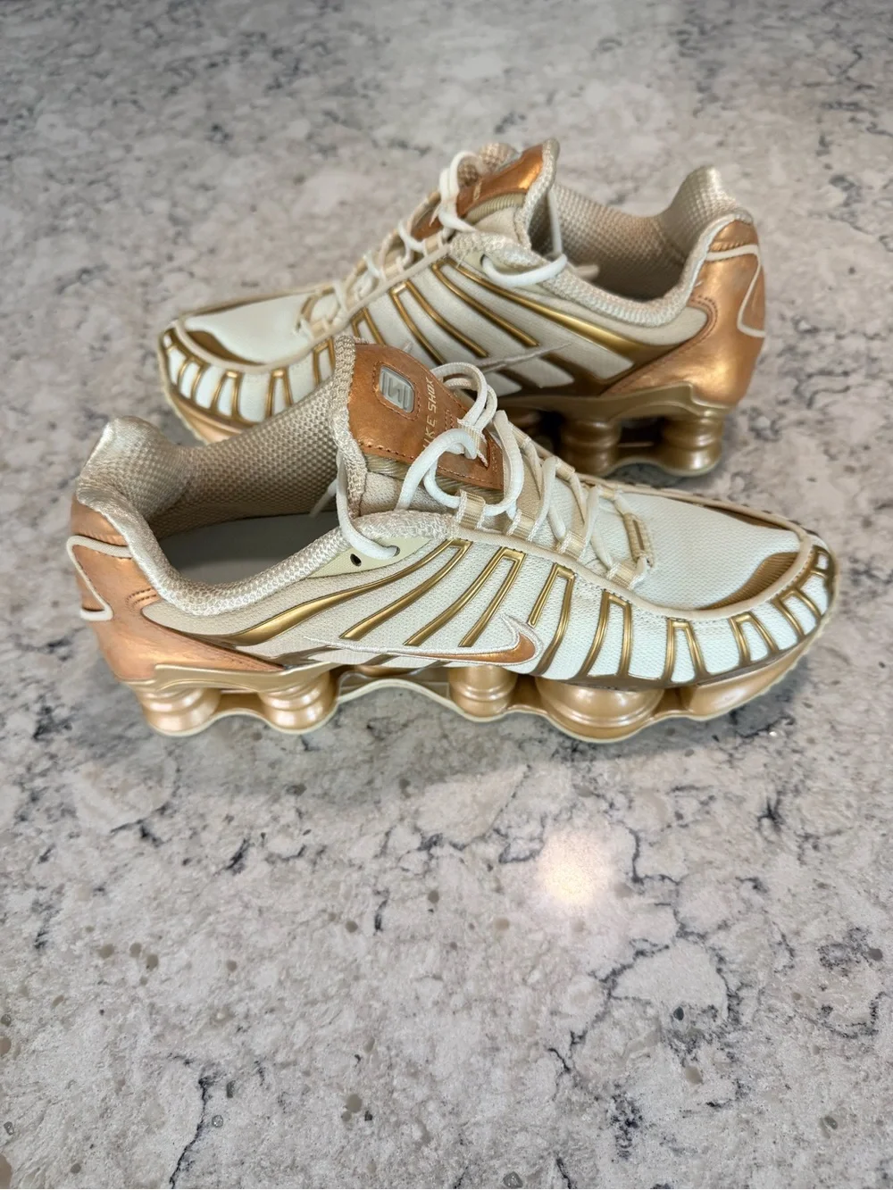 NEW - Nike Women's Size 8 Shox TL (IM7189 113) Copper Running Sneaker Sports